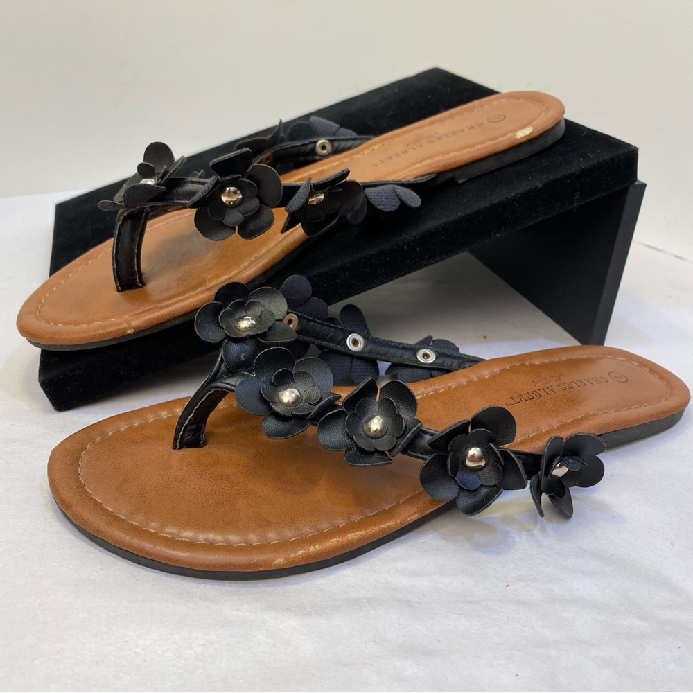 Charles Albert Florist Black Floral Thong Sandals Size 7